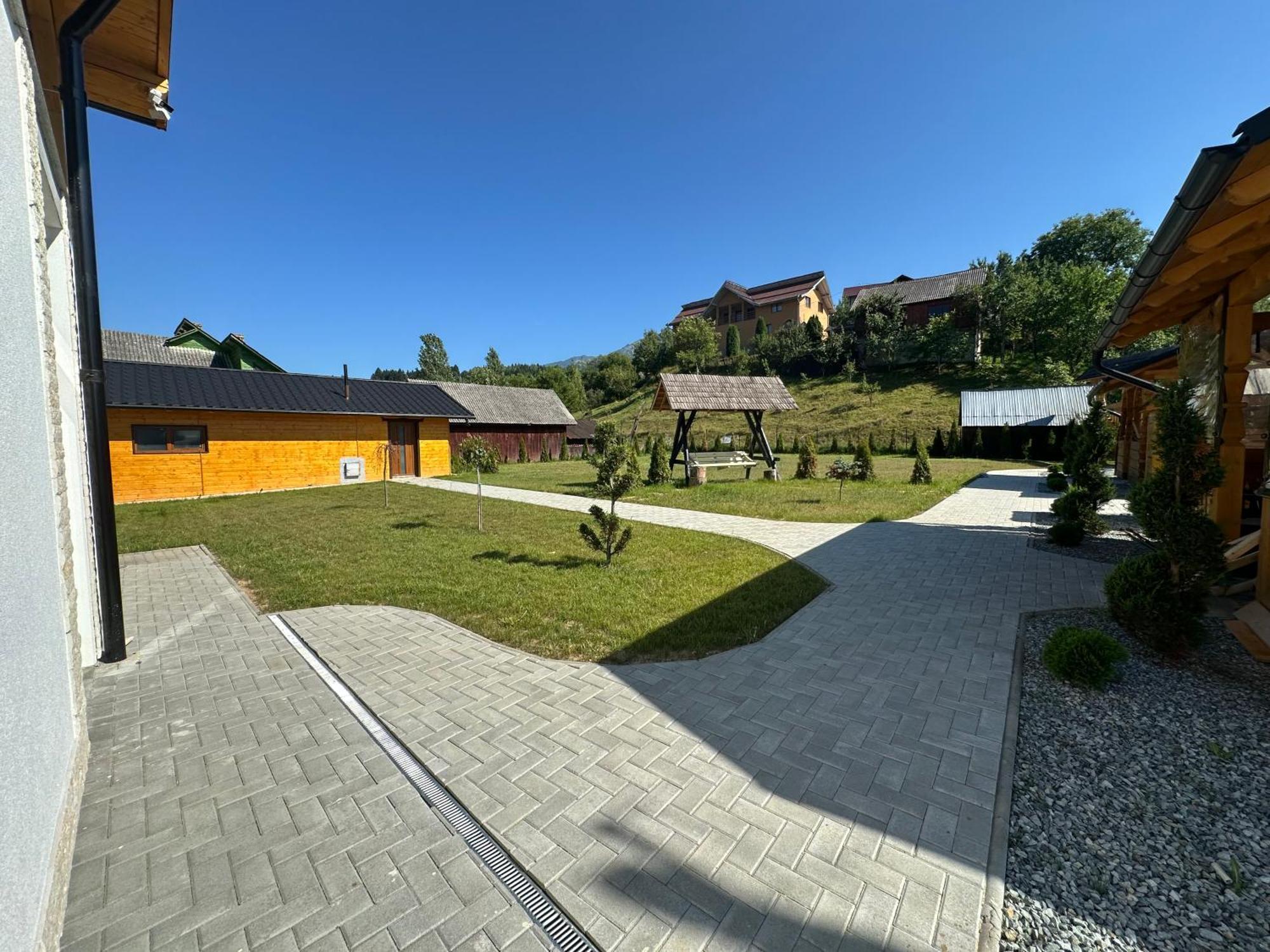 Popasul Din Vale Hotel Moisei Exterior photo